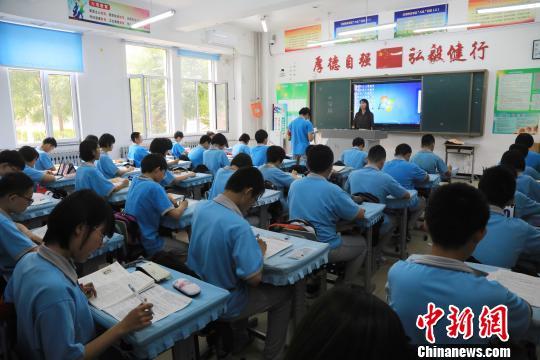 中国青少年身体姿态健康亟待重视 如何合理干预？